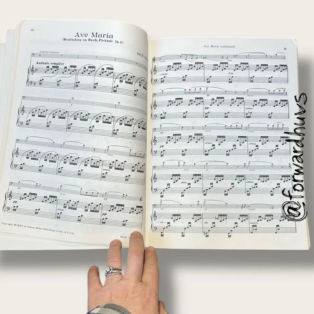 Cello Solos – Everybody’s Favorite Series, Volume 40 – Softcover